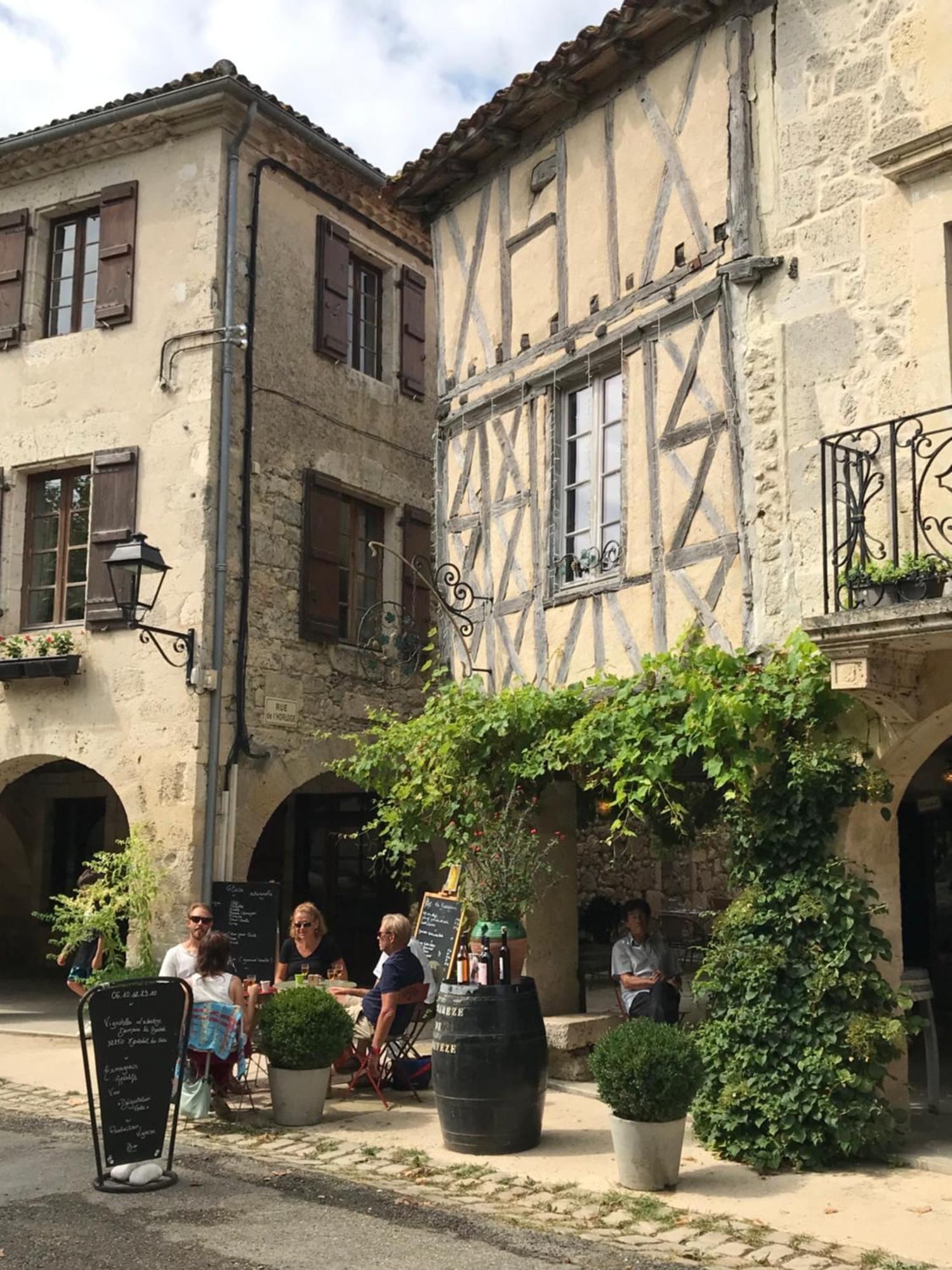 Maison La Cloche Fources Luaran gambar